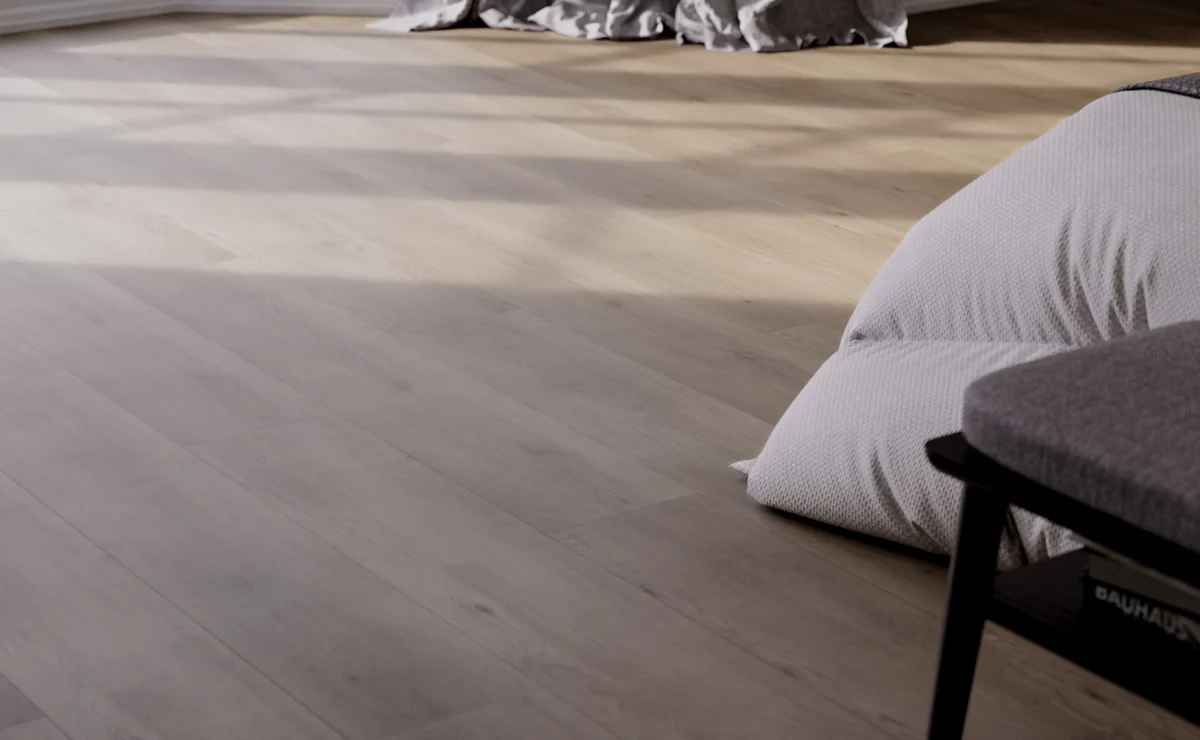 LVT Republic Grizzly - Image 6