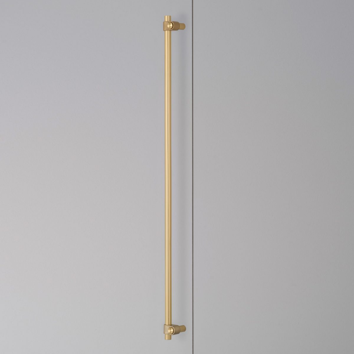 Мебельная ручка Closet Bar / Cast Buster+Punch — изображение 5