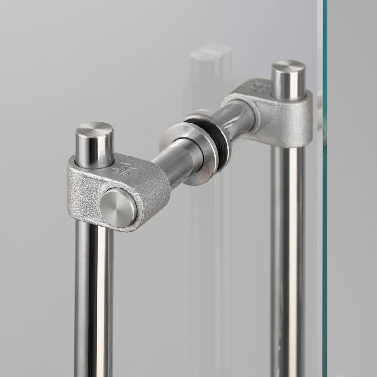 Мебельная ручка Closet Bar / Double-Sided / Cast Buster+Punch — изображение 9