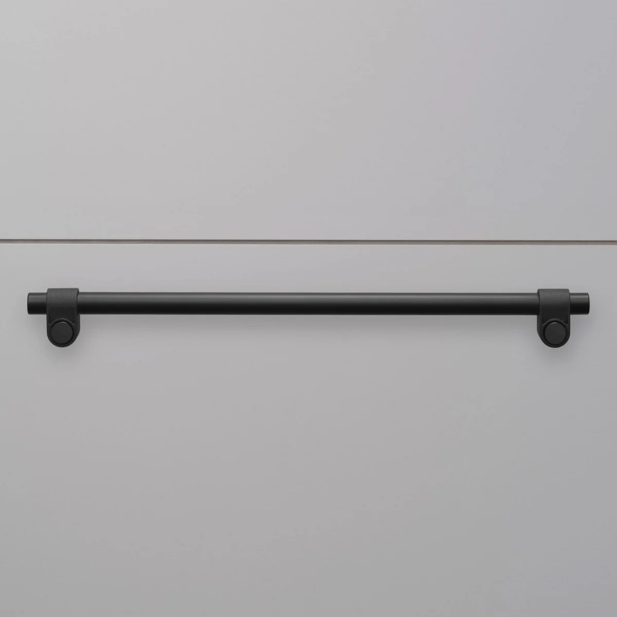 Mēbeļu rokturi Pull Bar / Cast Buster+Punch - Image 3