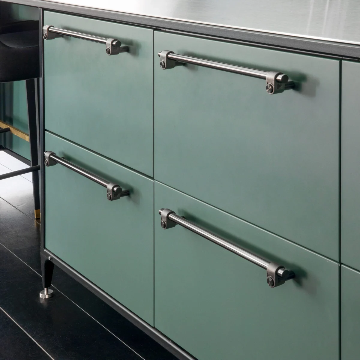 Mēbeļu rokturi Pull Bar / Cast Buster+Punch - Image 20