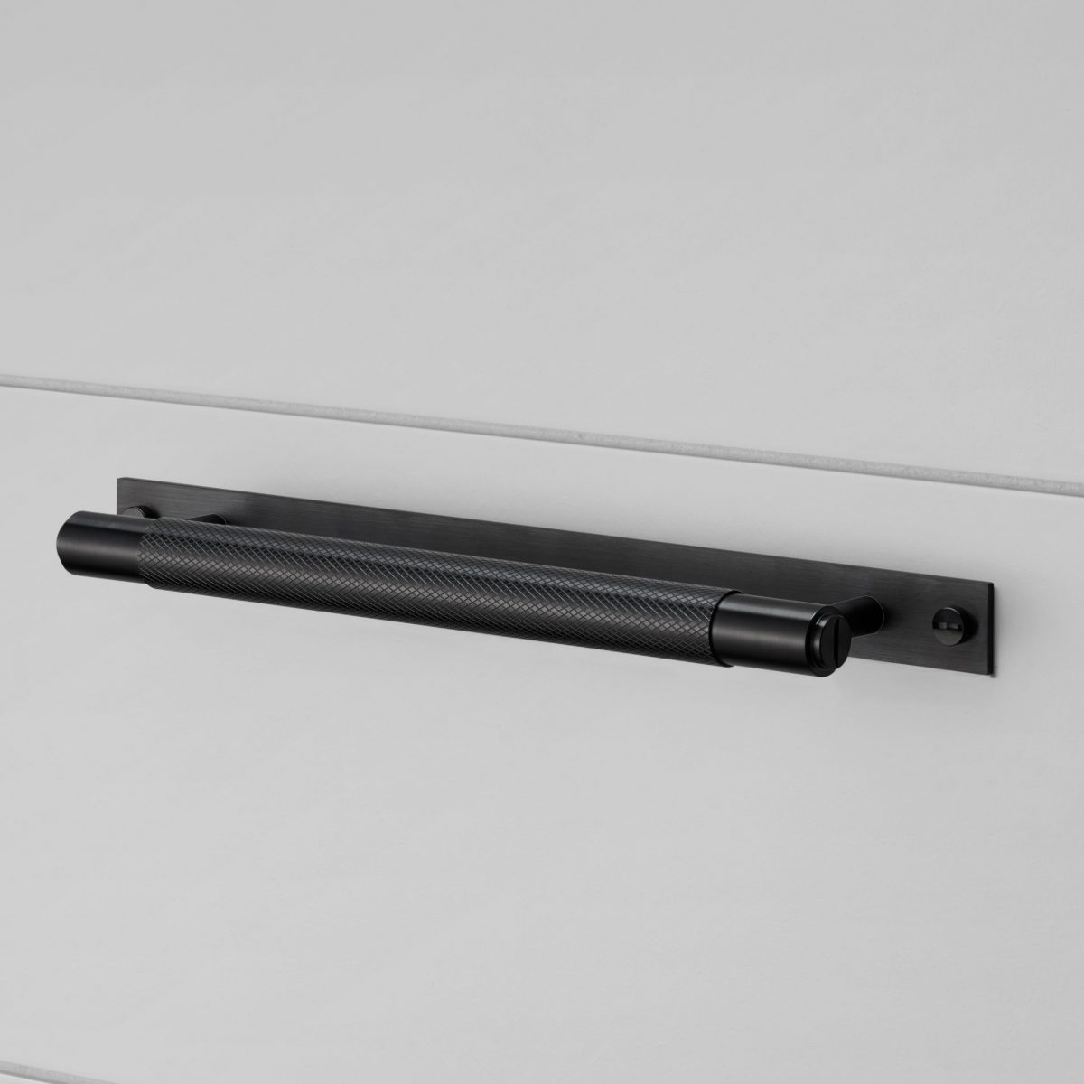 BP_Pull-Bar_plate_Black_7 Мебельная ручка Pull Bar / Plate / Cross Buster+Punch — изображение 8