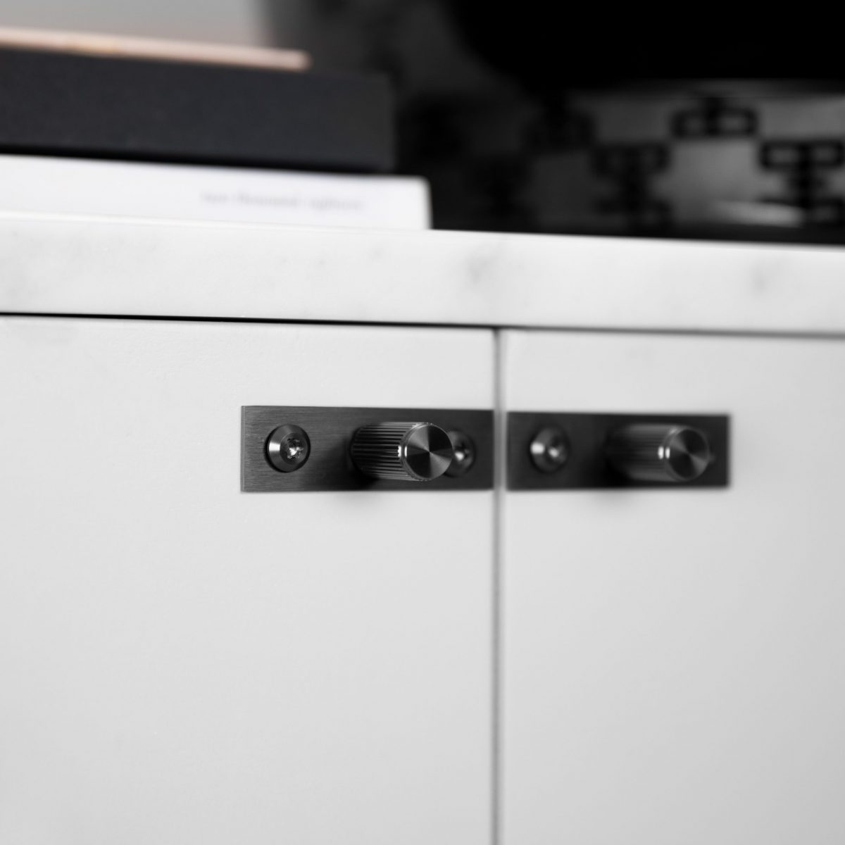 Furniture Knob Set / Plate / Linear Buster+Punch - Image 3