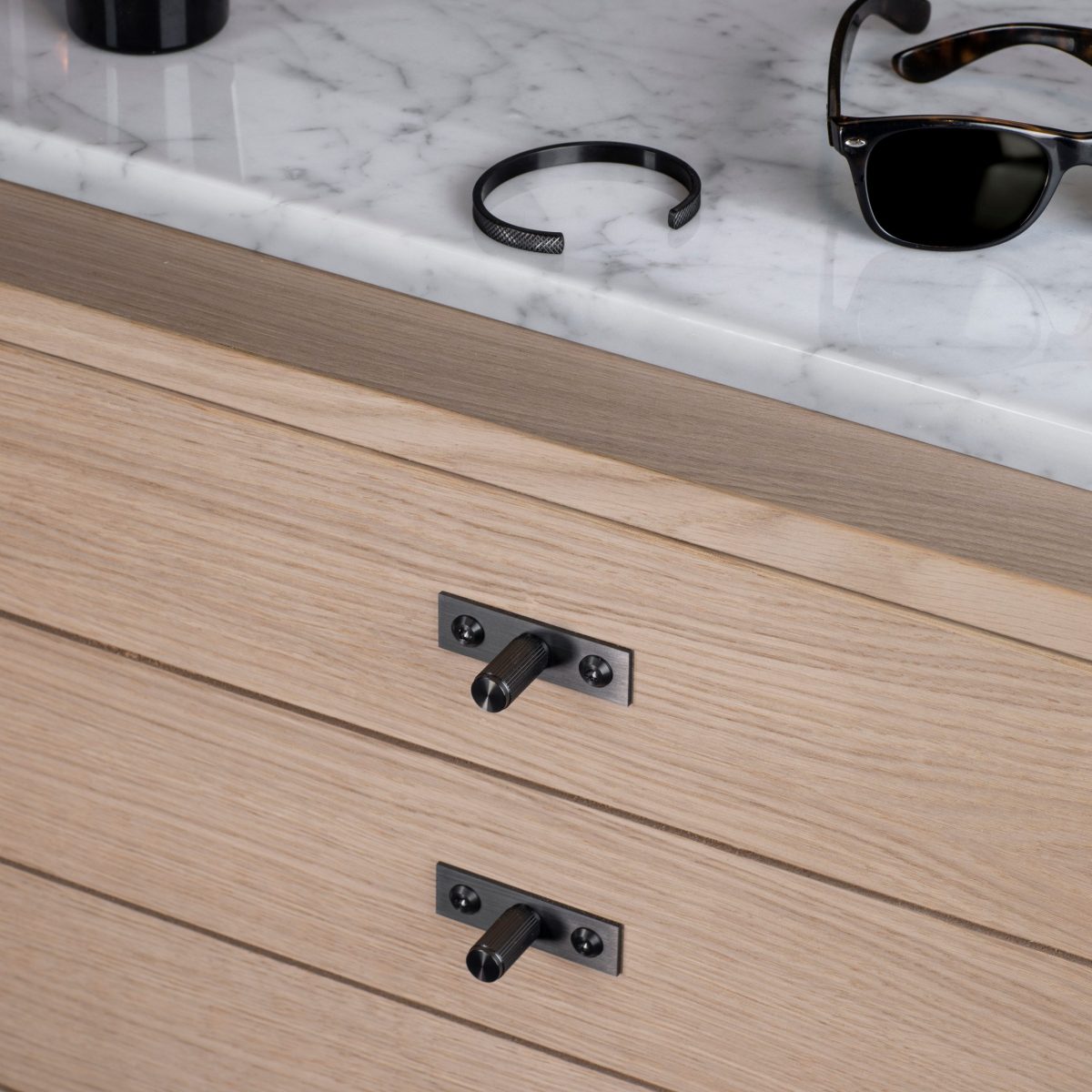 Furniture Knob Set / Plate / Linear Buster+Punch - Image 4