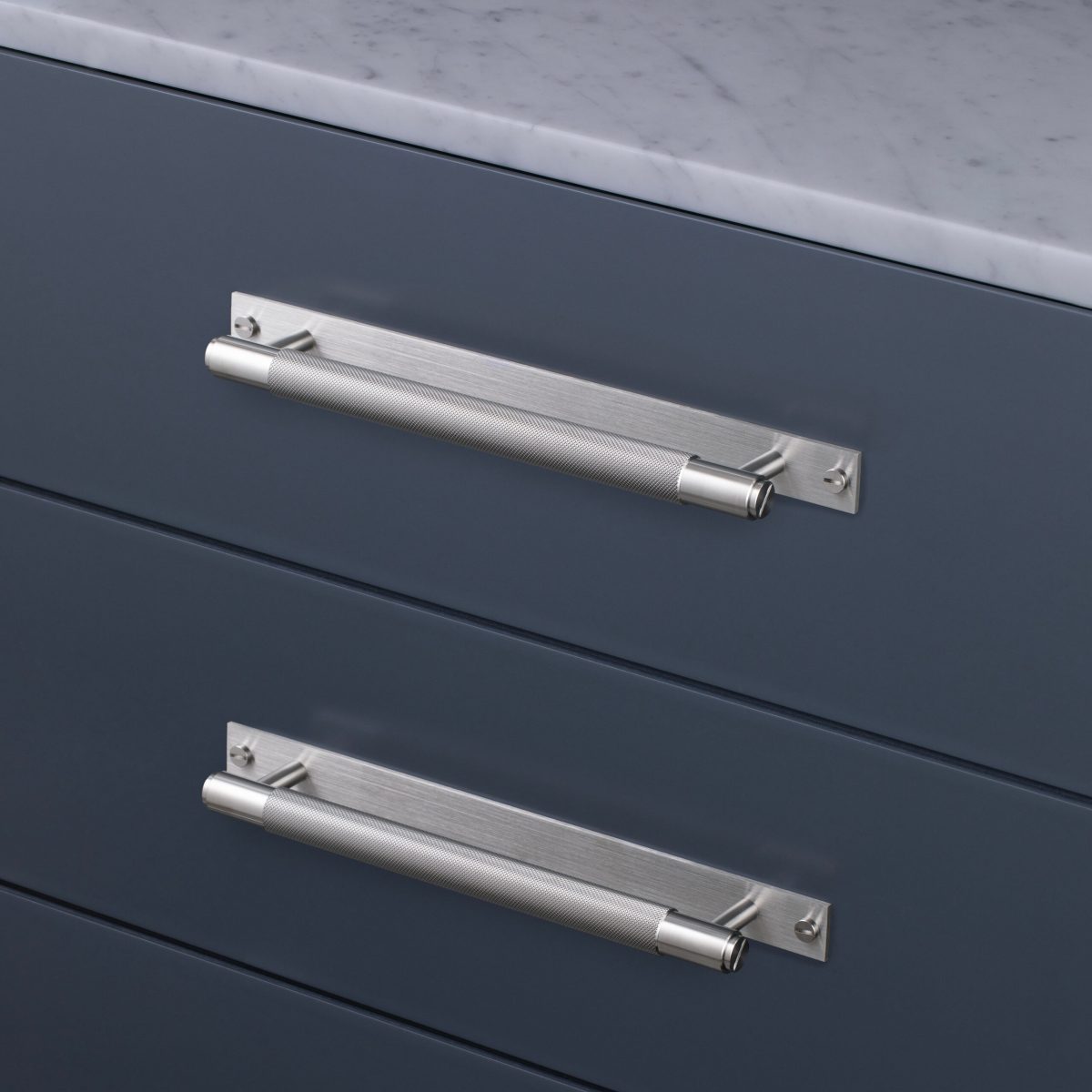 BusterPunch_Pull-Bar_Plate_steel_5 Мебельная ручка Pull Bar / Plate / Cross Buster+Punch — изображение 27