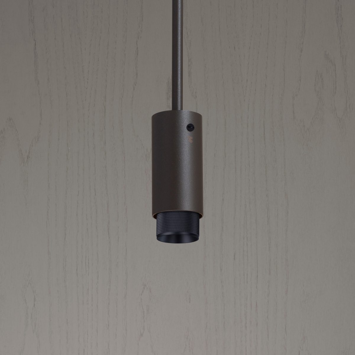 exhaust_pendant_cross_graphite_black_3 Exhaust Pendant / Cross / Graphite Buster+Punch — изображение 4