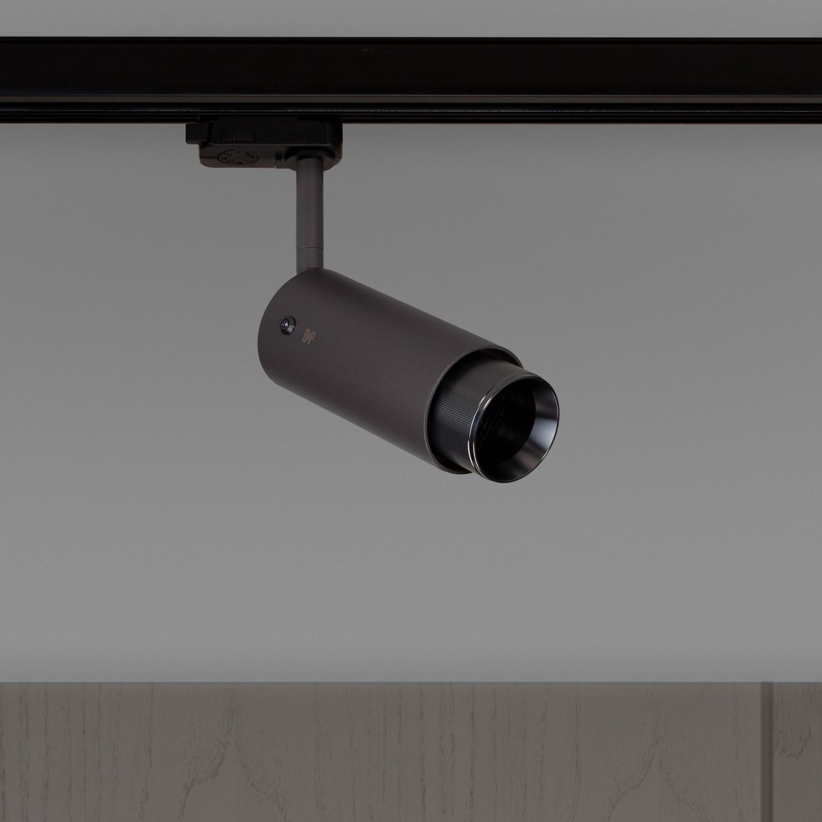 Exhaust Track / Linear / Graphite Buster+Punch - Image 1