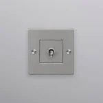 1G Pārslēdzējs / Cross Buster + Punch - Image 20